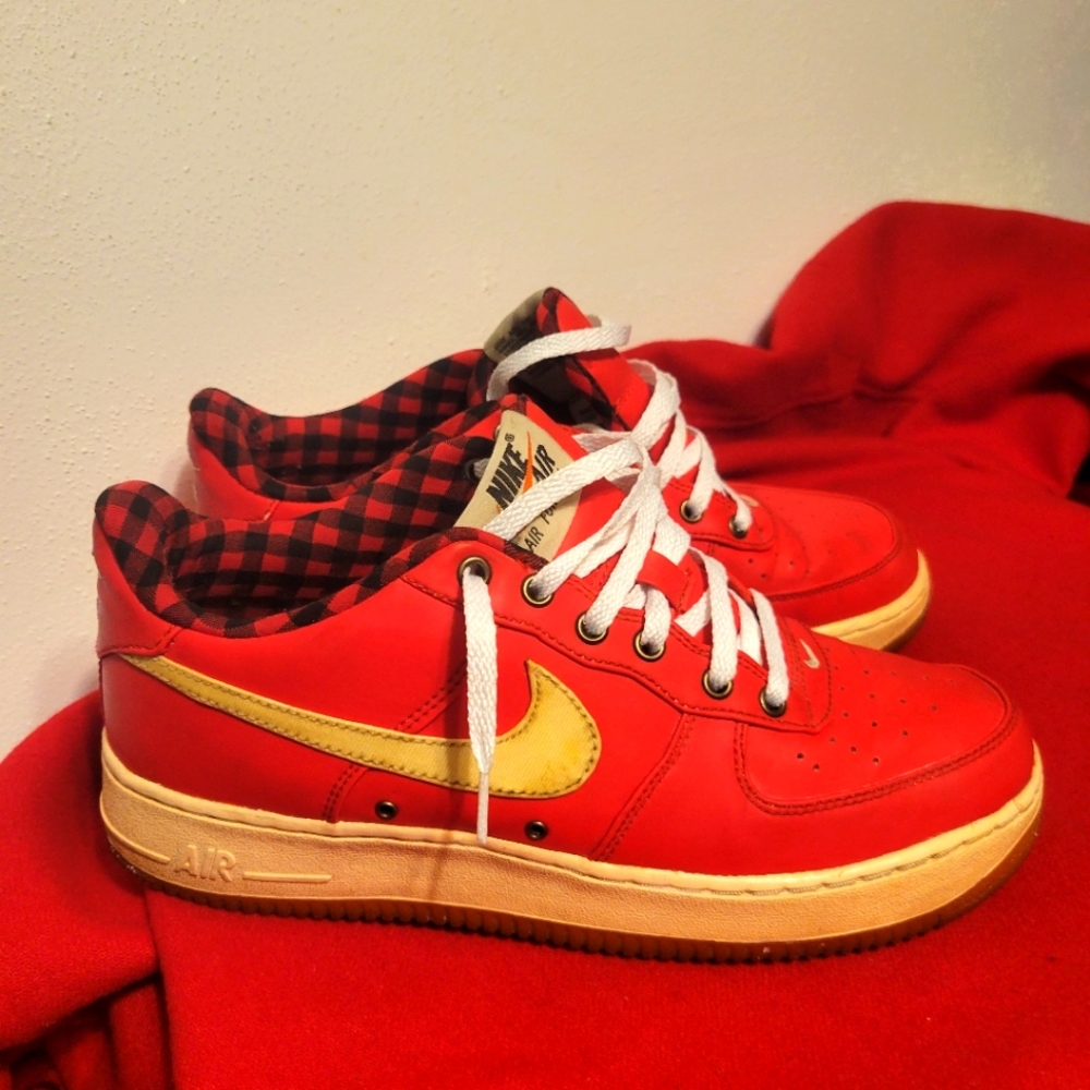 Air Force 1 LV8 GS-GOAT